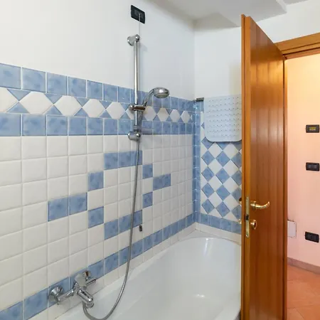 Guesthost - Exploring Liguria! Castelvittorio Appartement