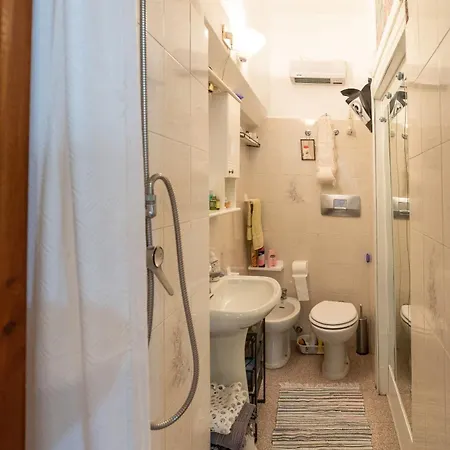 Guesthost - Exploring Liguria! Castelvittorio Apartmán Castel Vittorio